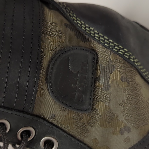 Sorel Wedge Boots. Like New - Picture 2 of 11